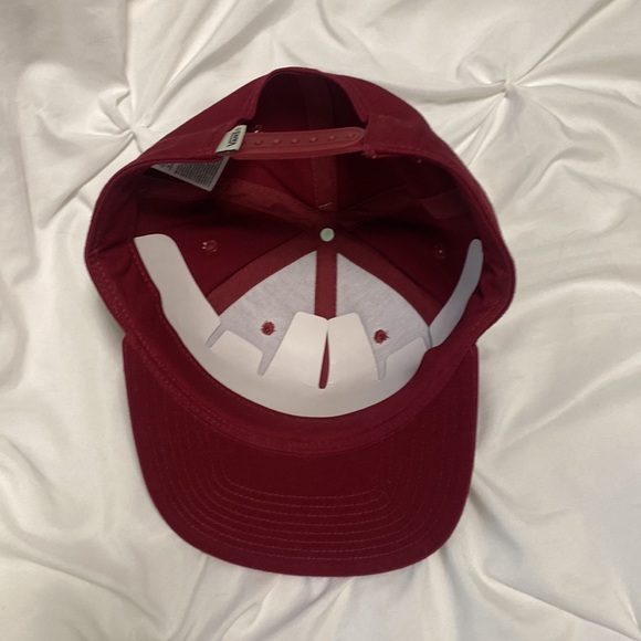 Vans red hat SnapBack adjustable - Picture 2 of 2
